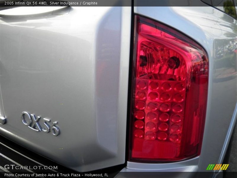 Silver Indulgence / Graphite 2005 Infiniti QX 56 4WD