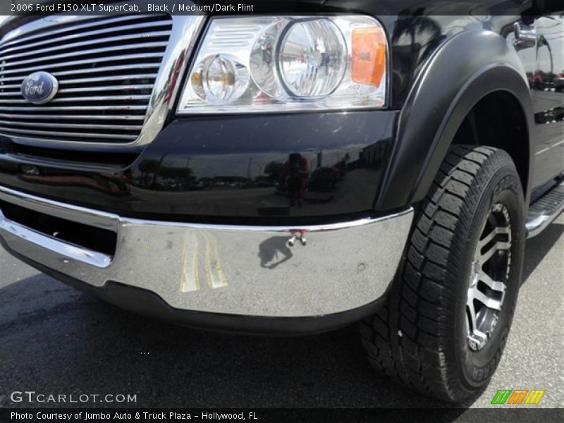 Black / Medium/Dark Flint 2006 Ford F150 XLT SuperCab