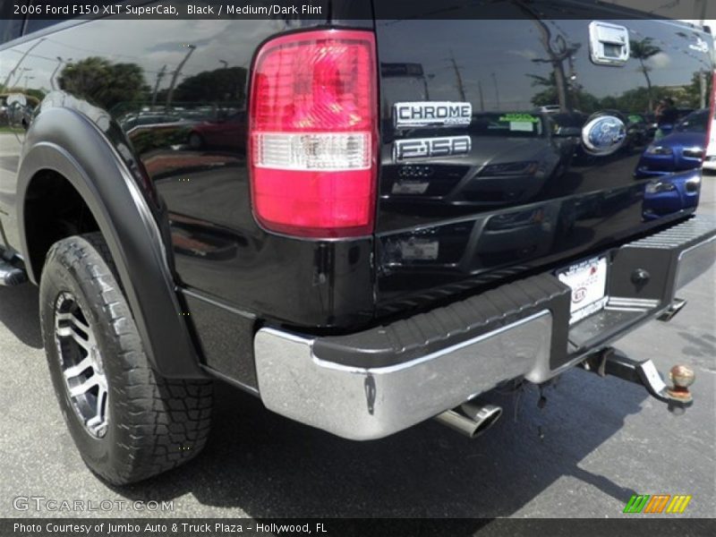 Black / Medium/Dark Flint 2006 Ford F150 XLT SuperCab