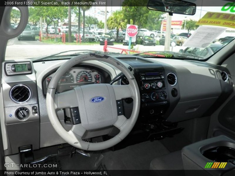 Black / Medium/Dark Flint 2006 Ford F150 XLT SuperCab