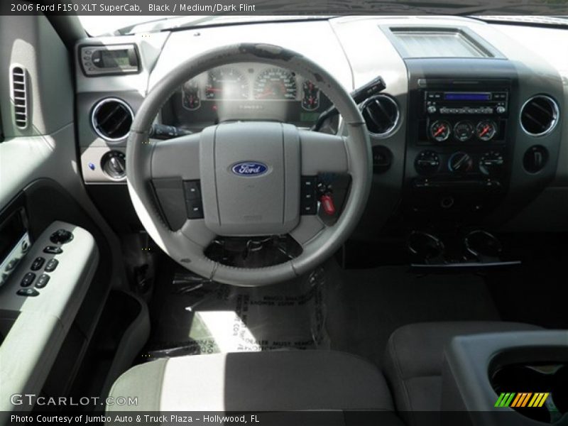 Black / Medium/Dark Flint 2006 Ford F150 XLT SuperCab