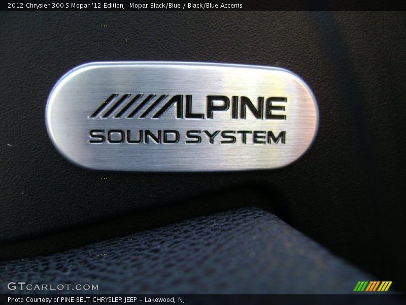  2012 300 S Mopar '12 Edition Logo
