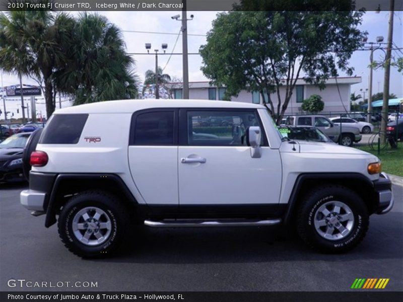 Iceberg White / Dark Charcoal 2010 Toyota FJ Cruiser TRD
