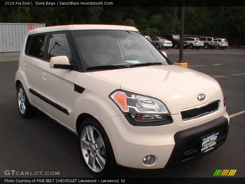 Dune Beige / Sand/Black Houndstooth Cloth 2010 Kia Soul !