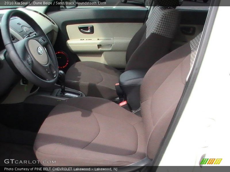 Dune Beige / Sand/Black Houndstooth Cloth 2010 Kia Soul !