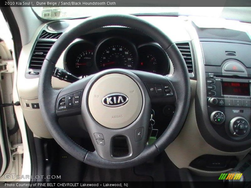 Dune Beige / Sand/Black Houndstooth Cloth 2010 Kia Soul !