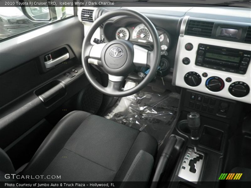 Iceberg White / Dark Charcoal 2010 Toyota FJ Cruiser TRD