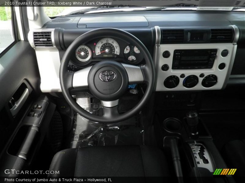Iceberg White / Dark Charcoal 2010 Toyota FJ Cruiser TRD