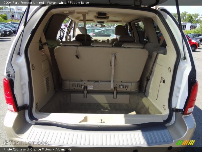 Vibrant White / Pebble Beige 2004 Ford Freestar Limited