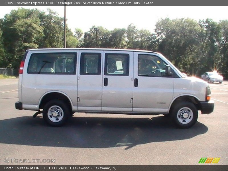 Silver Birch Metallic / Medium Dark Pewter 2005 Chevrolet Express 1500 Passenger Van