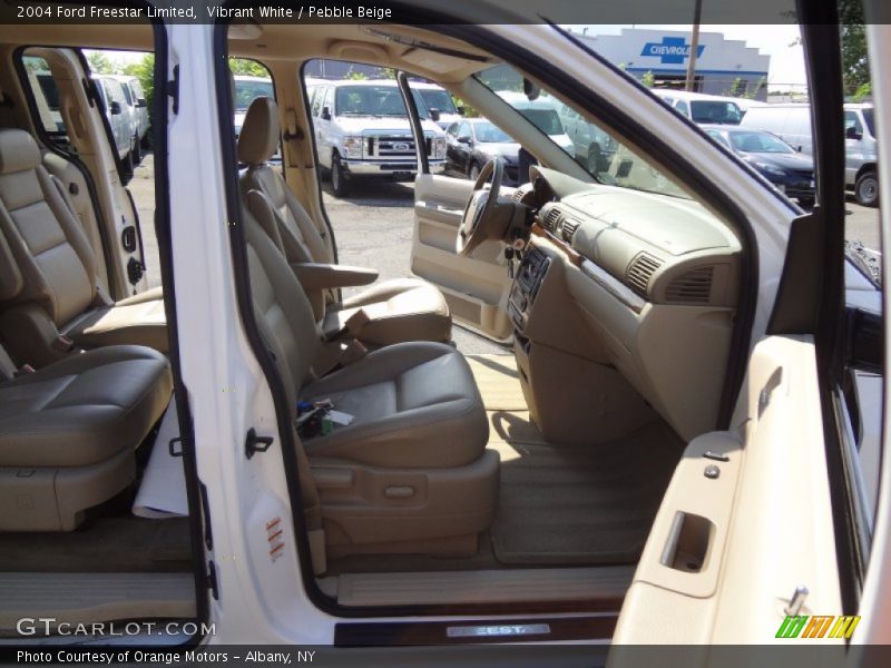 Vibrant White / Pebble Beige 2004 Ford Freestar Limited