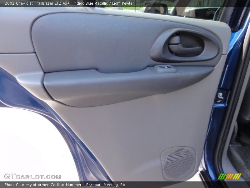 Indigo Blue Metallic / Light Pewter 2002 Chevrolet TrailBlazer LTZ 4x4