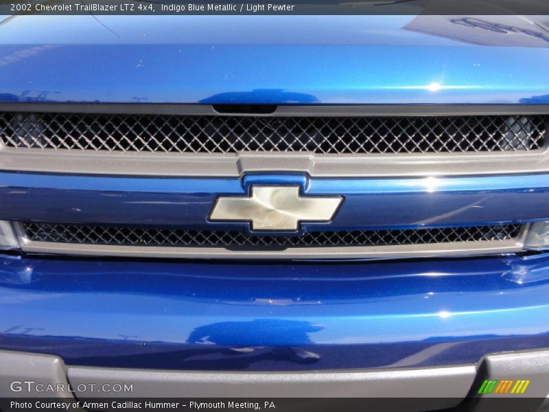 Indigo Blue Metallic / Light Pewter 2002 Chevrolet TrailBlazer LTZ 4x4
