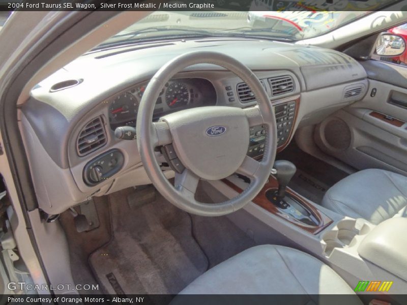  2004 Taurus SEL Wagon Medium Graphite Interior