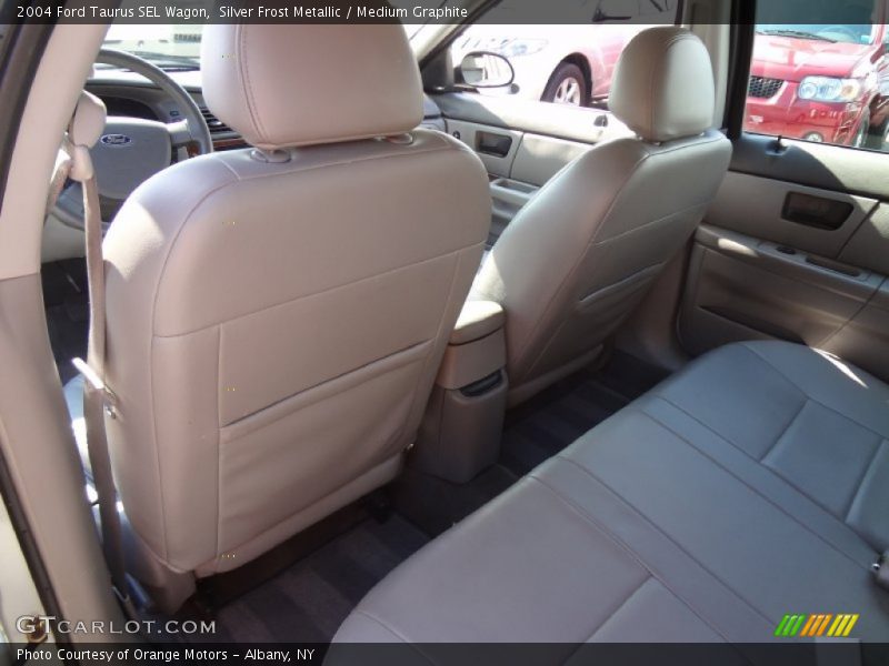 Silver Frost Metallic / Medium Graphite 2004 Ford Taurus SEL Wagon