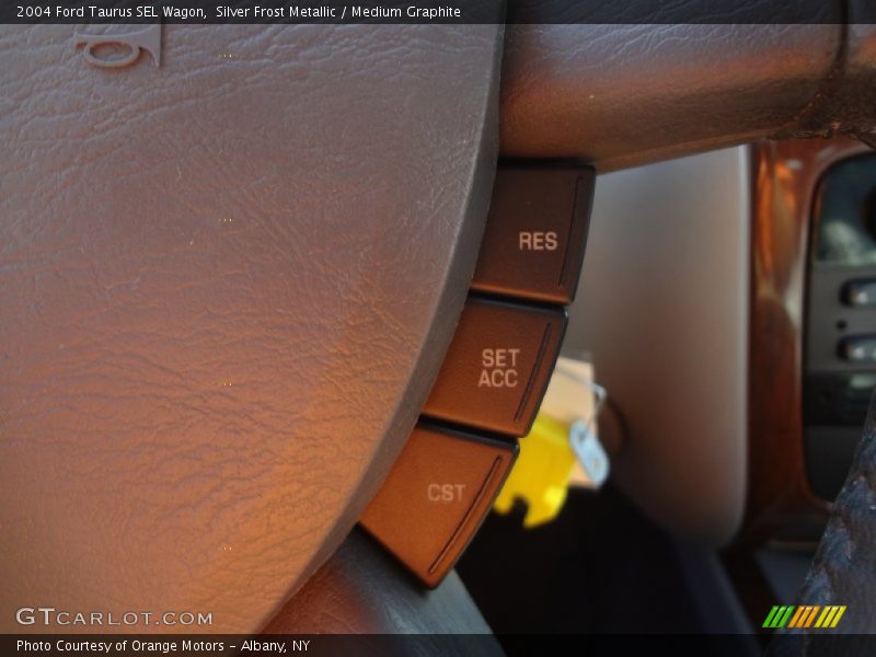 Silver Frost Metallic / Medium Graphite 2004 Ford Taurus SEL Wagon