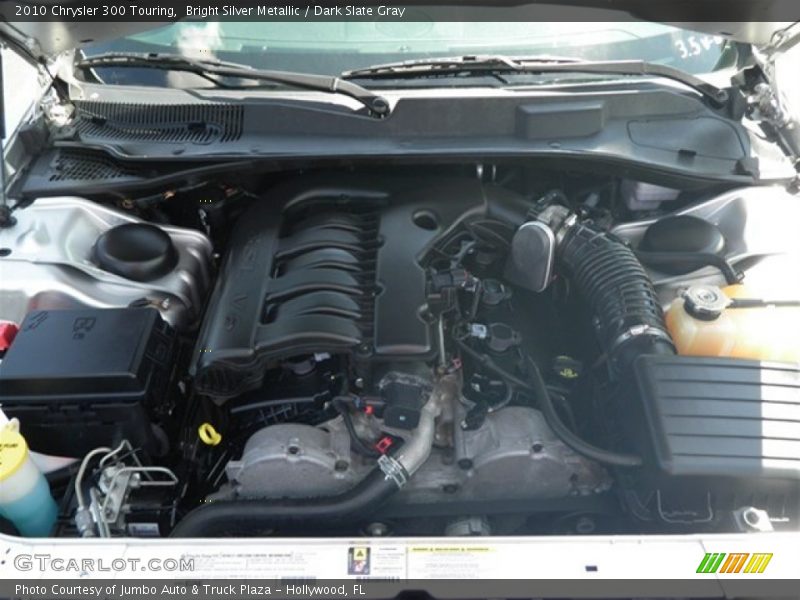 Bright Silver Metallic / Dark Slate Gray 2010 Chrysler 300 Touring