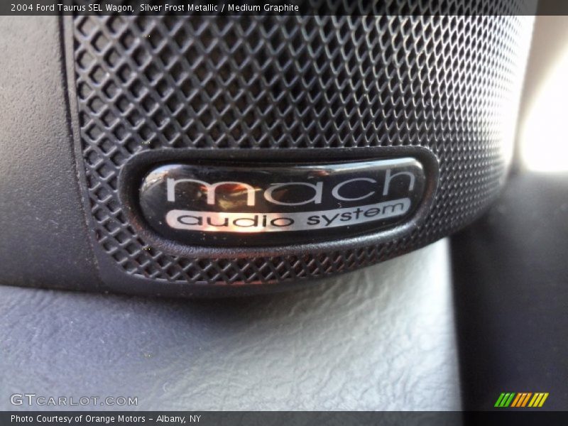 Silver Frost Metallic / Medium Graphite 2004 Ford Taurus SEL Wagon