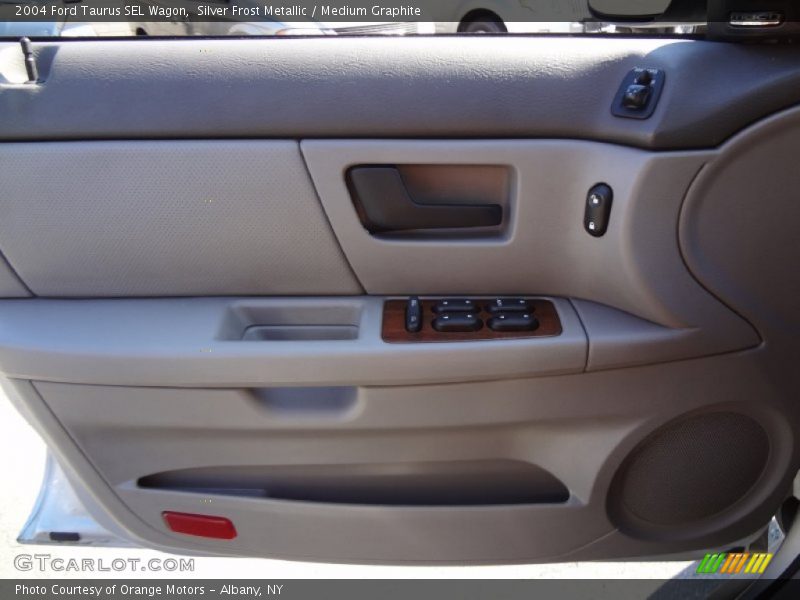 Silver Frost Metallic / Medium Graphite 2004 Ford Taurus SEL Wagon