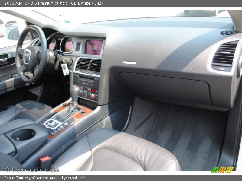 Calla White / Black 2008 Audi Q7 3.6 Premium quattro