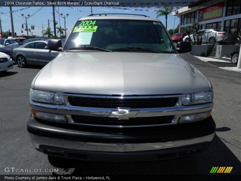 Silver Birch Metallic / Gray/Dark Charcoal 2004 Chevrolet Tahoe