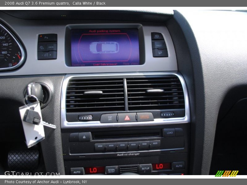 Calla White / Black 2008 Audi Q7 3.6 Premium quattro