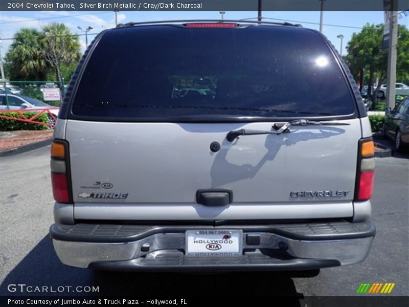 Silver Birch Metallic / Gray/Dark Charcoal 2004 Chevrolet Tahoe