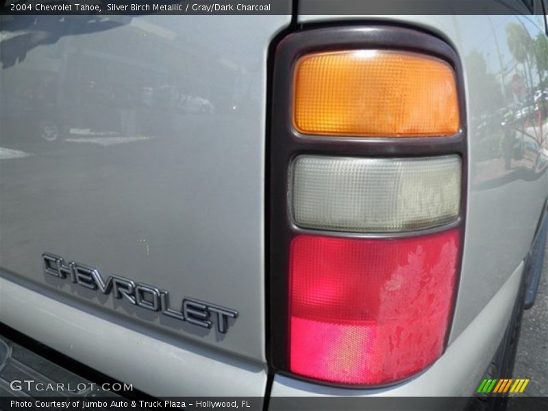 Silver Birch Metallic / Gray/Dark Charcoal 2004 Chevrolet Tahoe