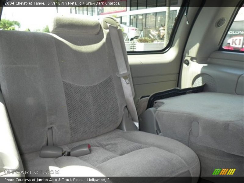 Silver Birch Metallic / Gray/Dark Charcoal 2004 Chevrolet Tahoe