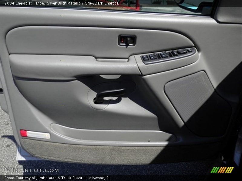 Silver Birch Metallic / Gray/Dark Charcoal 2004 Chevrolet Tahoe