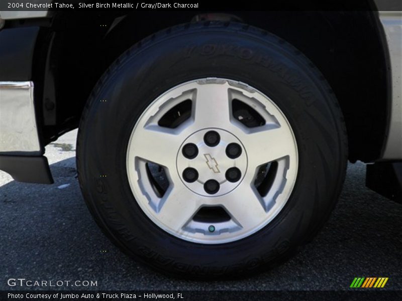 Silver Birch Metallic / Gray/Dark Charcoal 2004 Chevrolet Tahoe