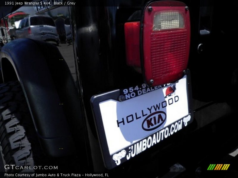 Black / Grey 1991 Jeep Wrangler S 4x4