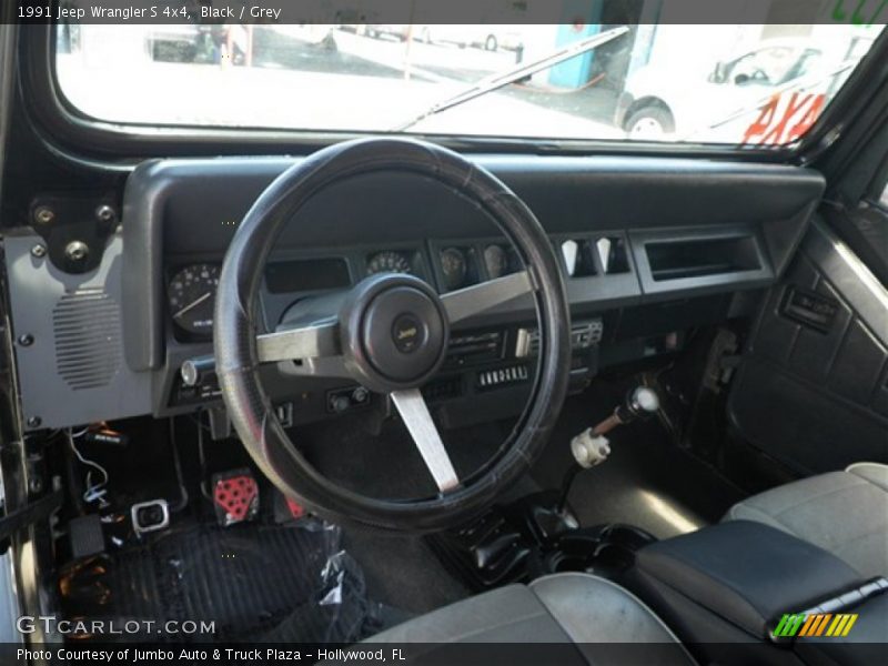  1991 Wrangler S 4x4 Grey Interior