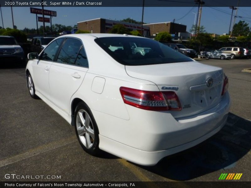 Super White / Dark Charcoal 2010 Toyota Camry SE