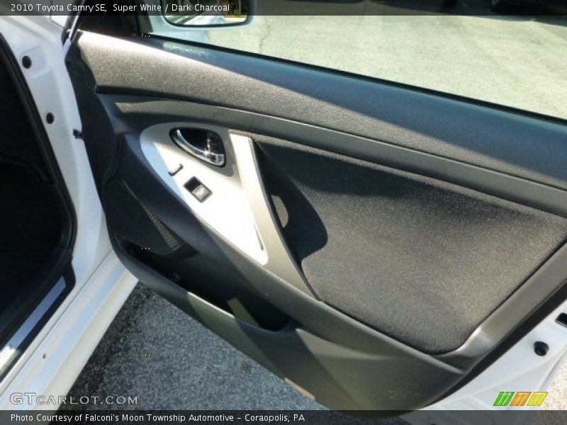 Super White / Dark Charcoal 2010 Toyota Camry SE