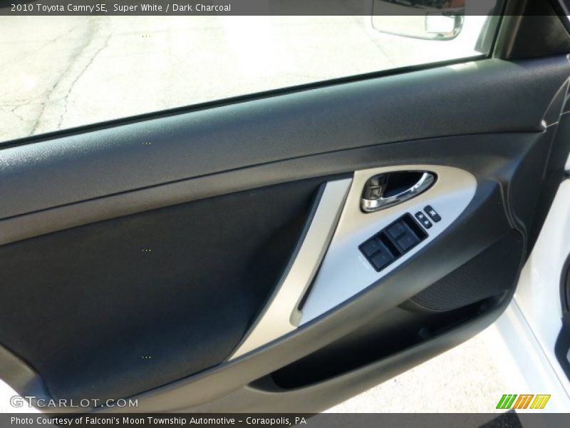 Super White / Dark Charcoal 2010 Toyota Camry SE