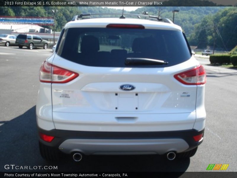 White Platinum Metallic Tri-Coat / Charcoal Black 2013 Ford Escape SE 1.6L EcoBoost 4WD