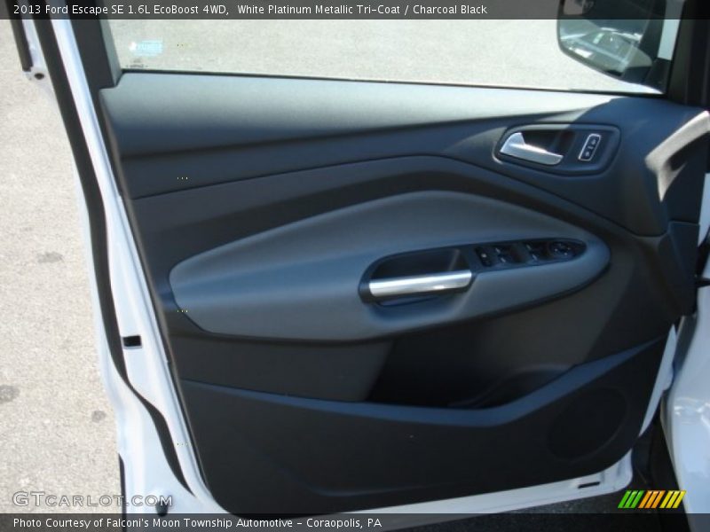 White Platinum Metallic Tri-Coat / Charcoal Black 2013 Ford Escape SE 1.6L EcoBoost 4WD