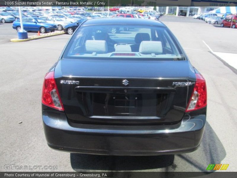 Fantasy Black Metallic / Grey 2006 Suzuki Forenza Sedan