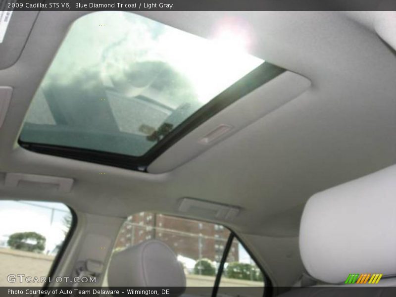 Blue Diamond Tricoat / Light Gray 2009 Cadillac STS V6