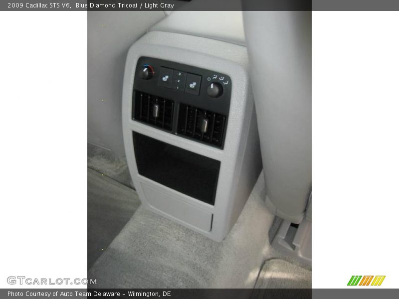 Blue Diamond Tricoat / Light Gray 2009 Cadillac STS V6