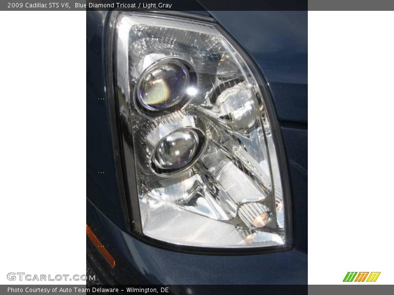 Blue Diamond Tricoat / Light Gray 2009 Cadillac STS V6