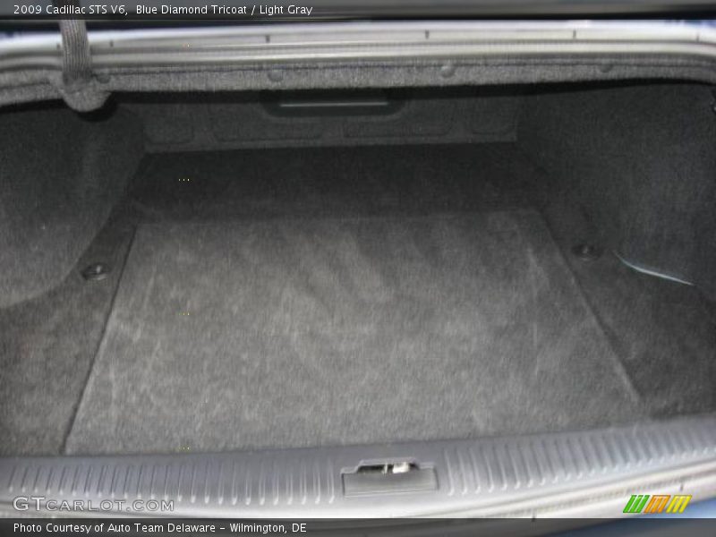 Blue Diamond Tricoat / Light Gray 2009 Cadillac STS V6