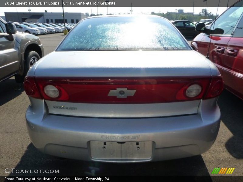 Ultra Silver Metallic / Graphite 2004 Chevrolet Cavalier Coupe