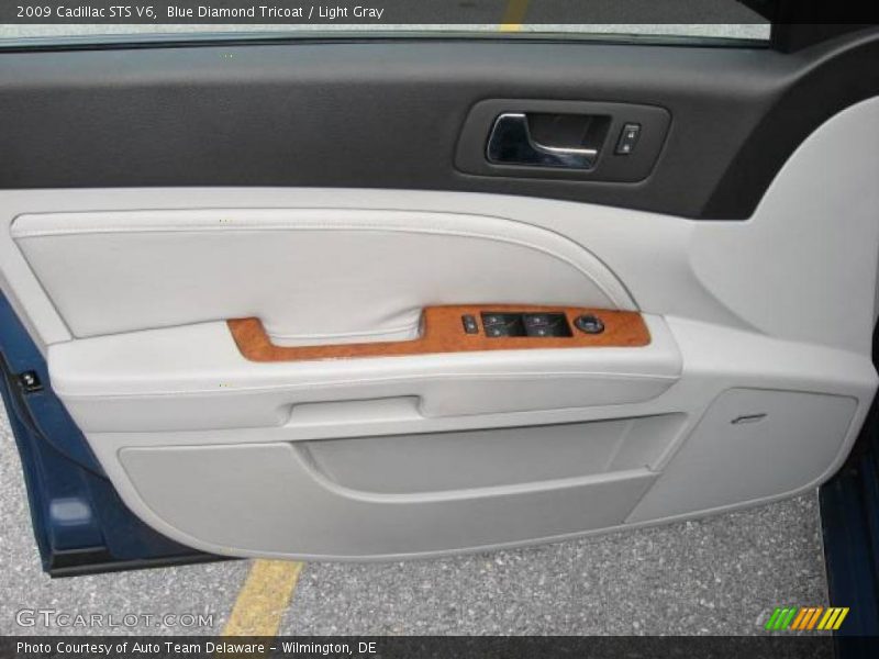 Blue Diamond Tricoat / Light Gray 2009 Cadillac STS V6