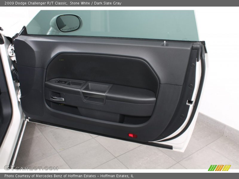 Stone White / Dark Slate Gray 2009 Dodge Challenger R/T Classic