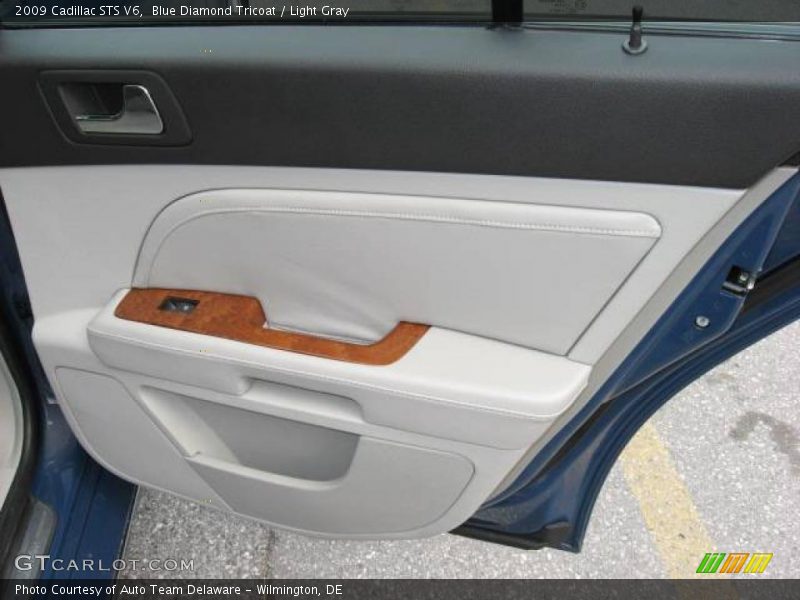 Blue Diamond Tricoat / Light Gray 2009 Cadillac STS V6