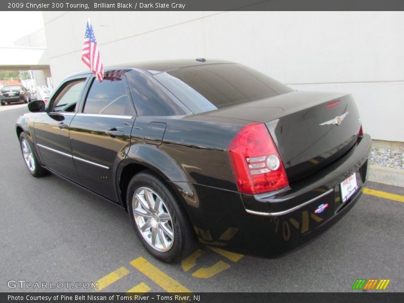 Brilliant Black / Dark Slate Gray 2009 Chrysler 300 Touring