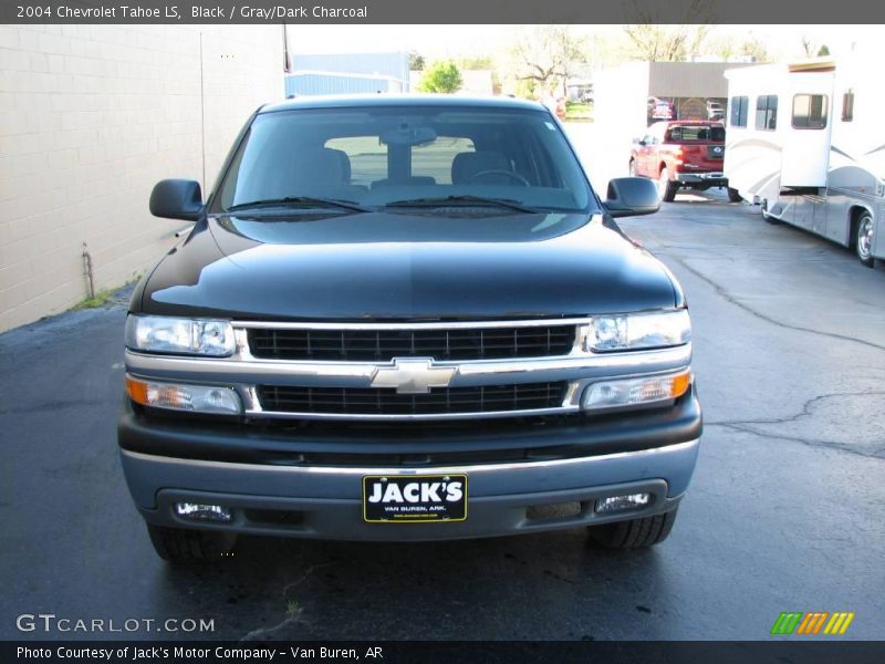 Black / Gray/Dark Charcoal 2004 Chevrolet Tahoe LS