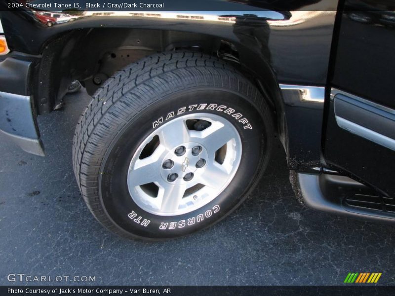 Black / Gray/Dark Charcoal 2004 Chevrolet Tahoe LS
